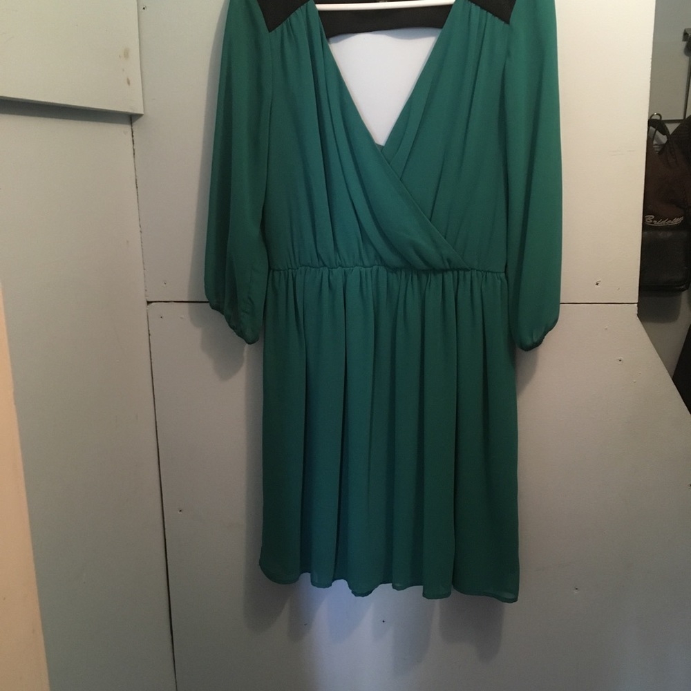 A Byer green midi dress